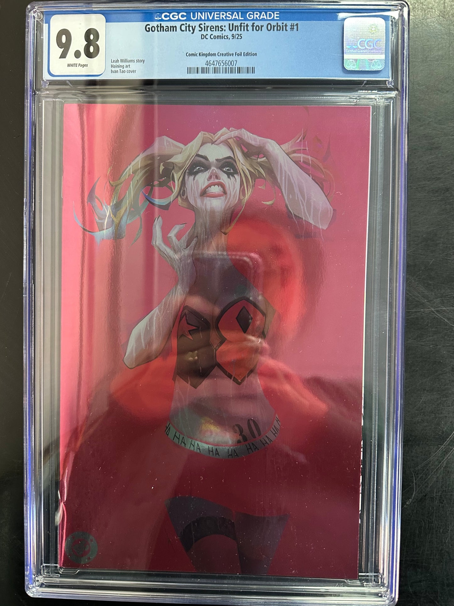 Gotham City Sirens: Unfit for Orbit #1 CGC 9.8 – Comic Kingdom Creative FOIL Exclusive
